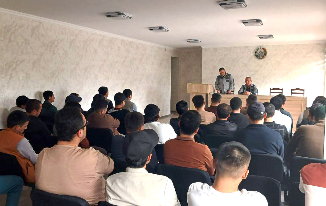 Chodak kon boshqarmasida rahbar va yoshlar uchrashuvi