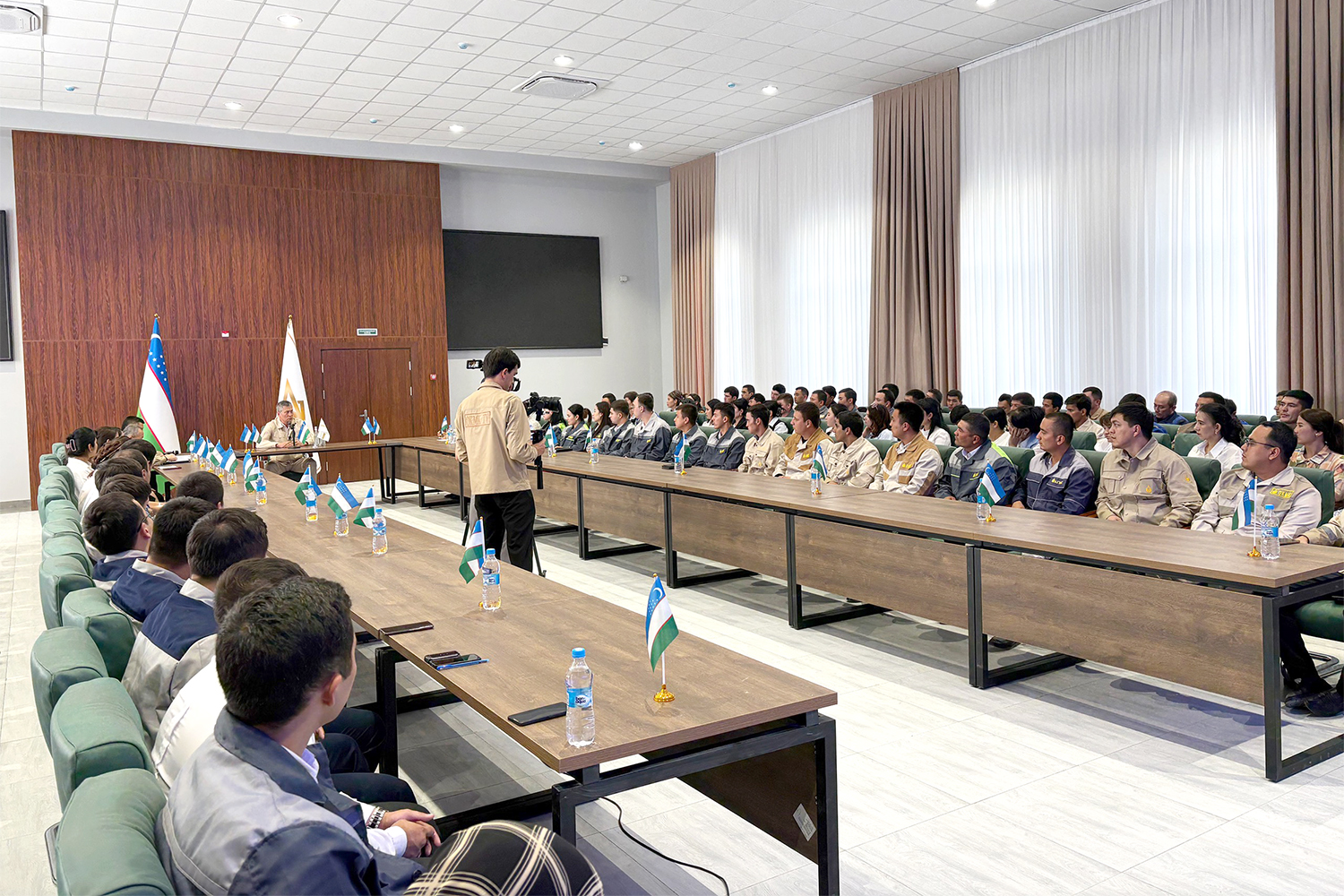 Руководитель – молодежь. Открытый диалог.