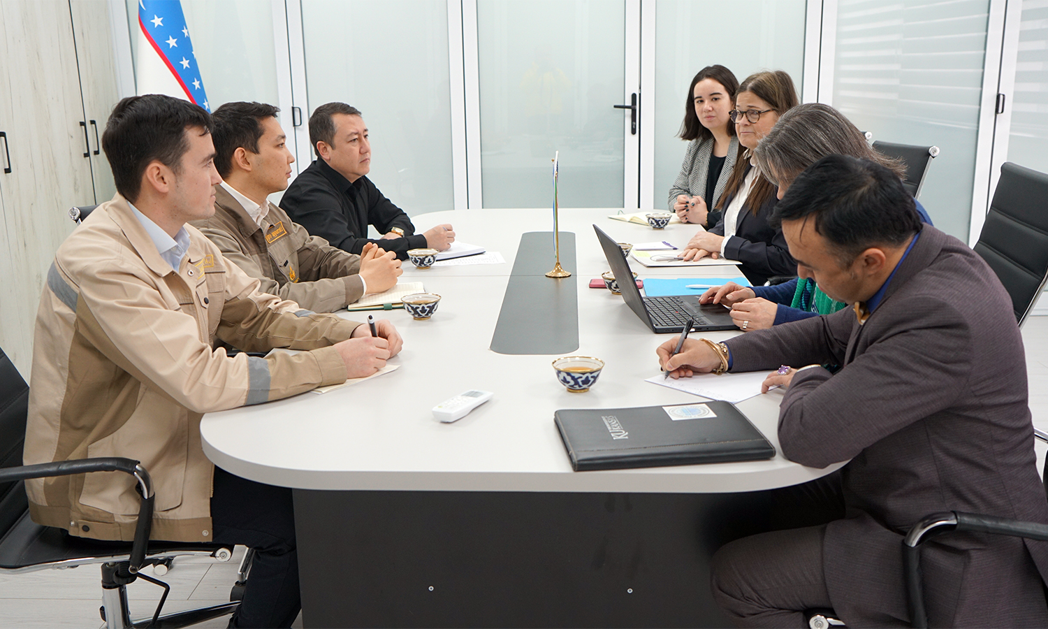 OKMK mutaхassislari ingliz tiliga o‘qitiladi