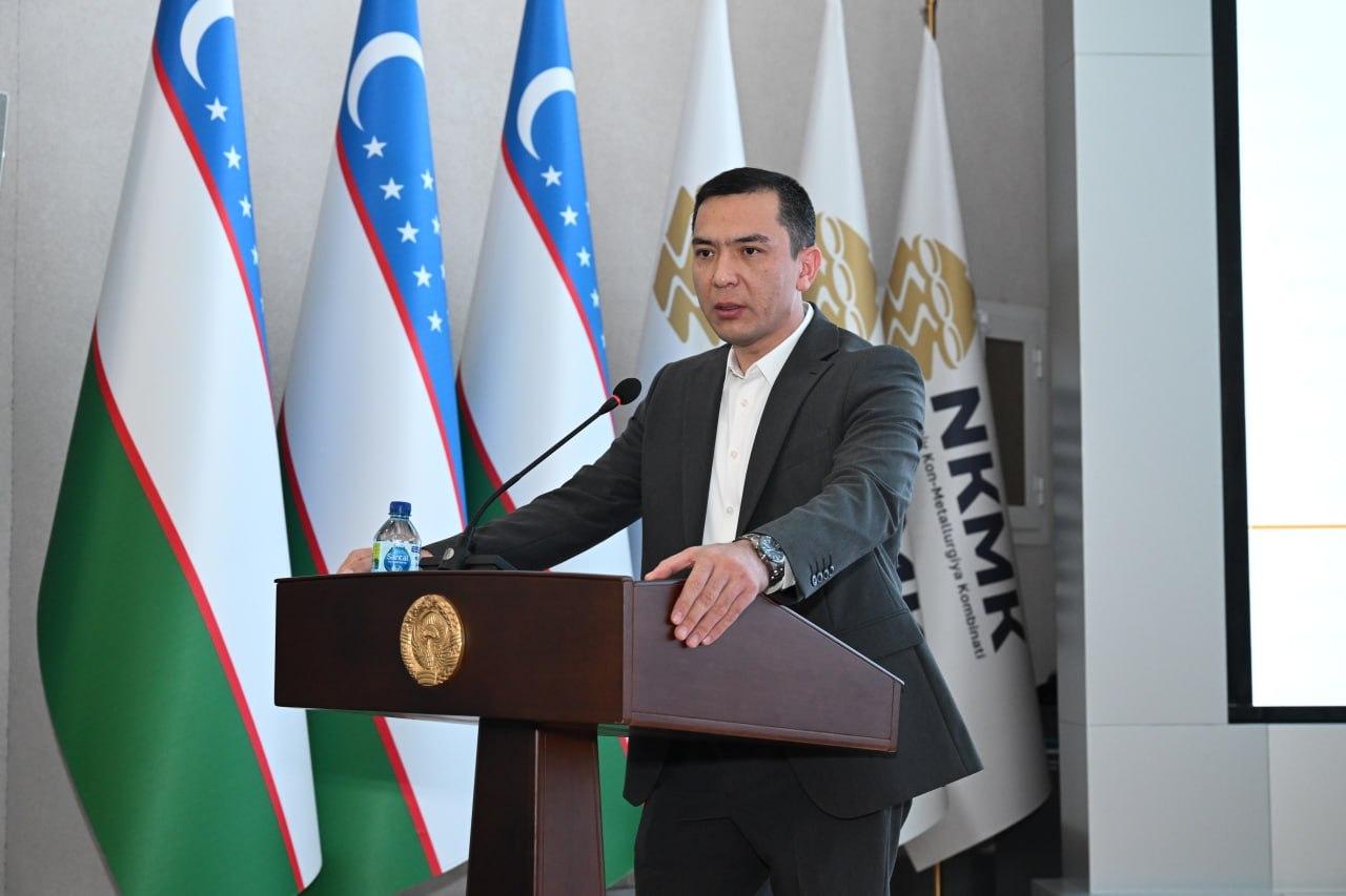 Raqamli texnologiyalar va sunʼiy intellektni joriy etish masalalari muhokama qilindi
