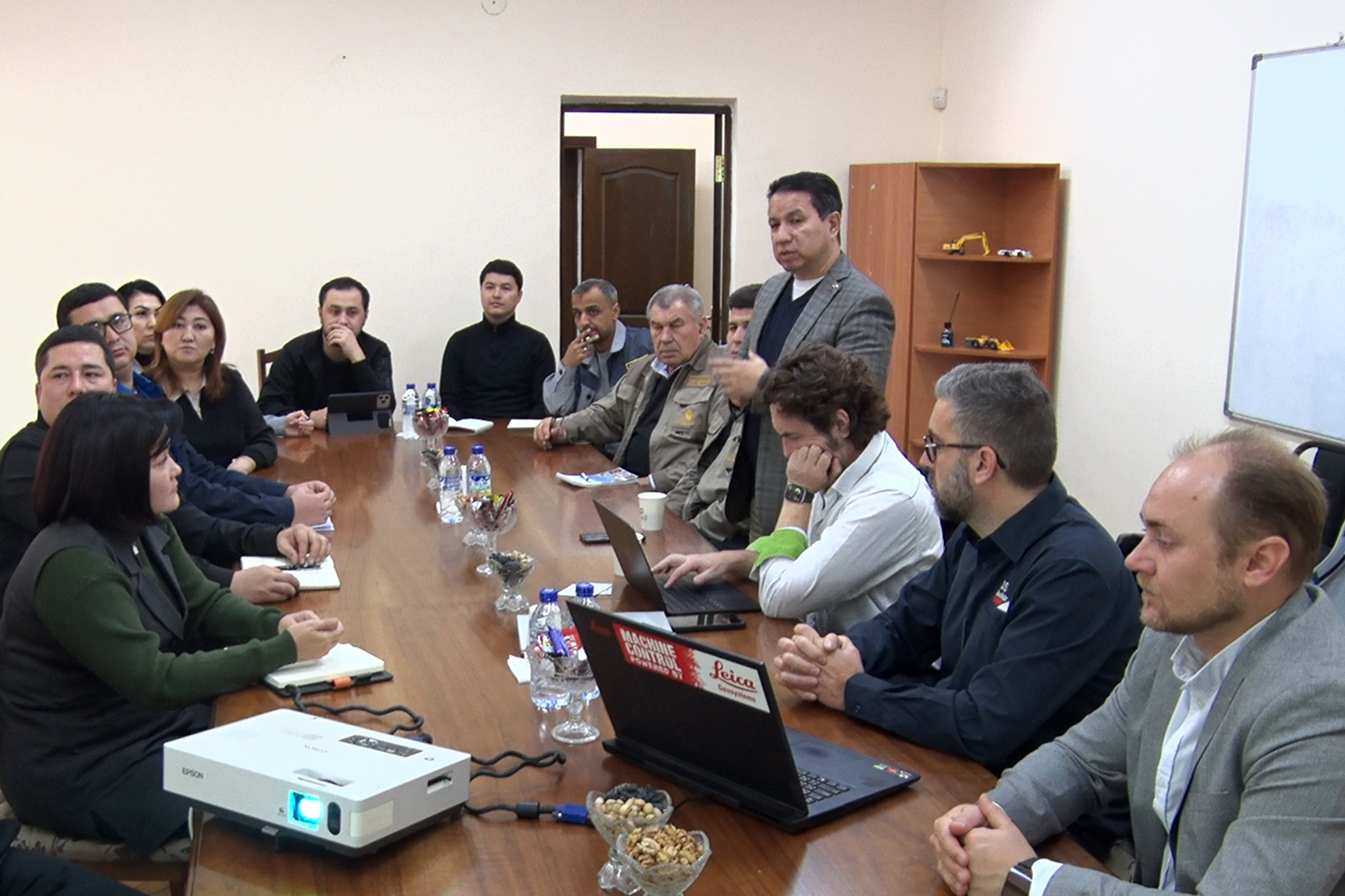 Обсуждены перспективы сотрудничества в маркшейдерской сфере