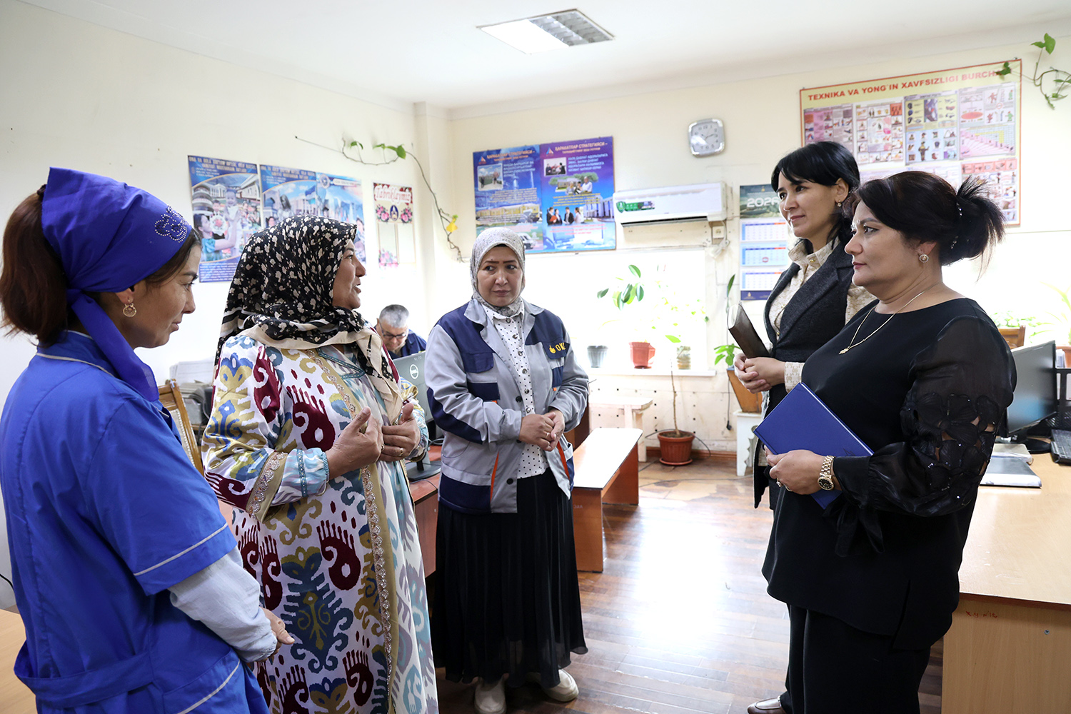 Inson qadri uchun: Xondizada ochiq muloqot va o‘rganishlar o‘tkazildi